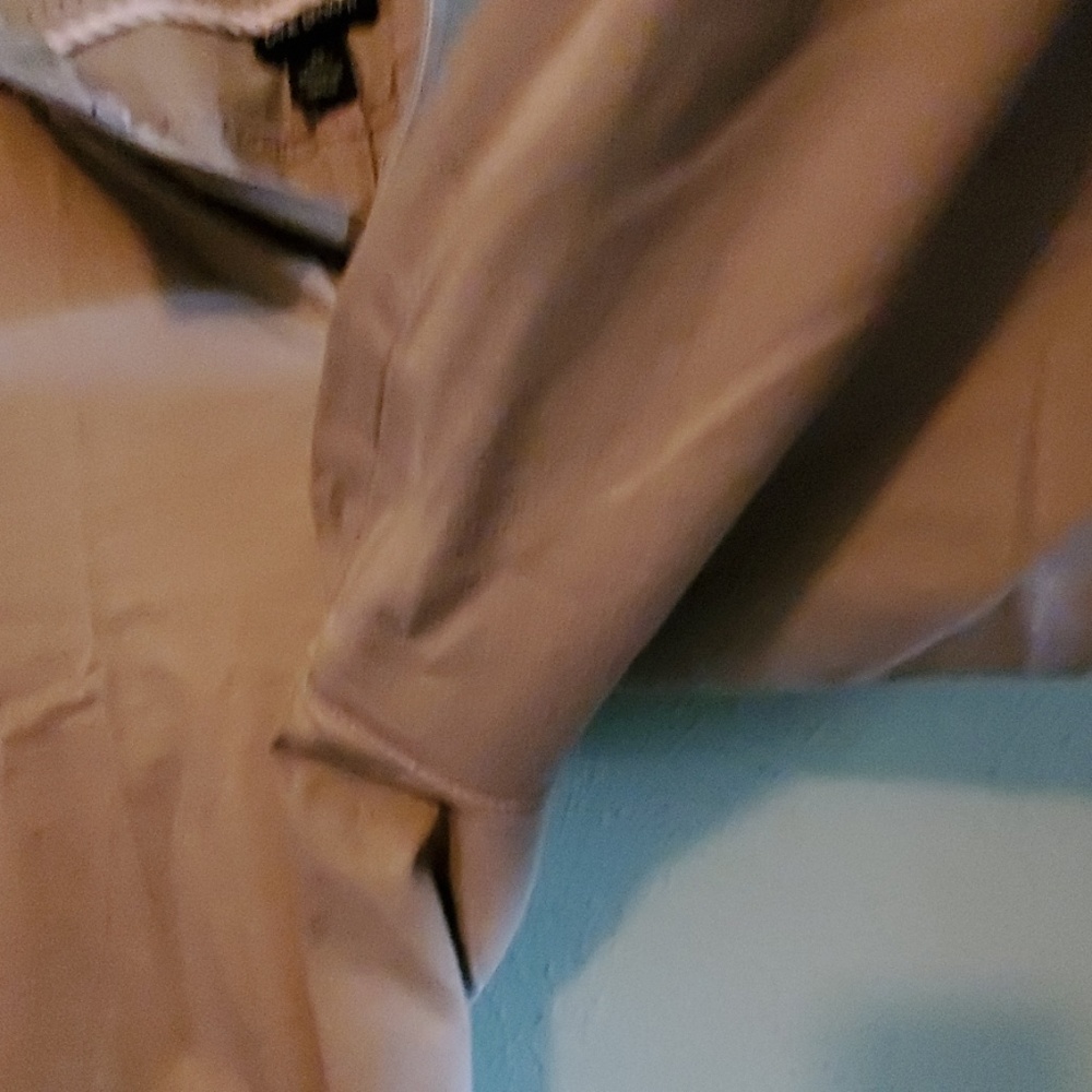 Two "docker" style pants - Picture 4 of 8